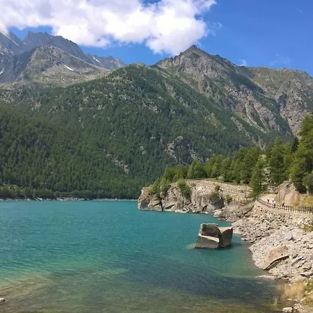 Il Bilocale Della Nonna Feriehus Locana