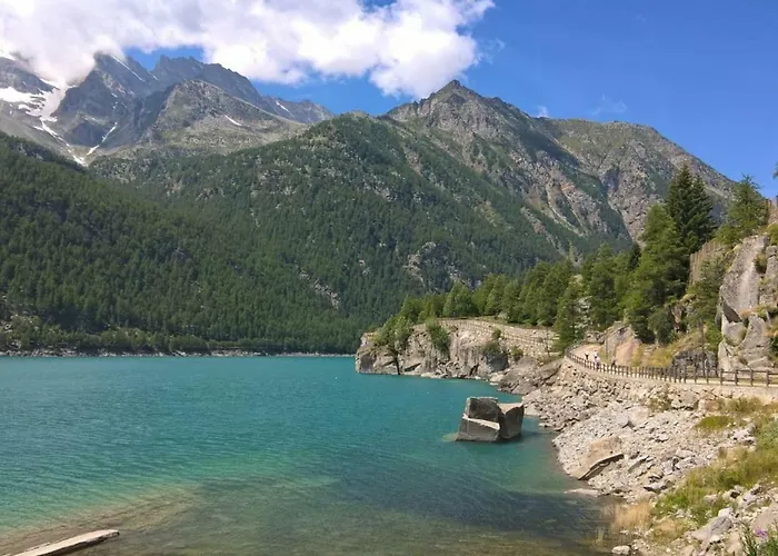 Il Bilocale Della Nonna Сasa de vacaciones Locana